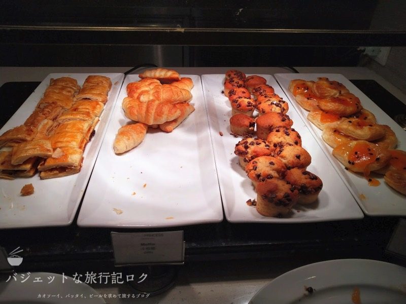 デュシット・プリンセス・チェンマイの朝食ビュッフェにあるパン類